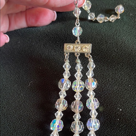 Triple strand vintage necklace. - Picture 7 of 9